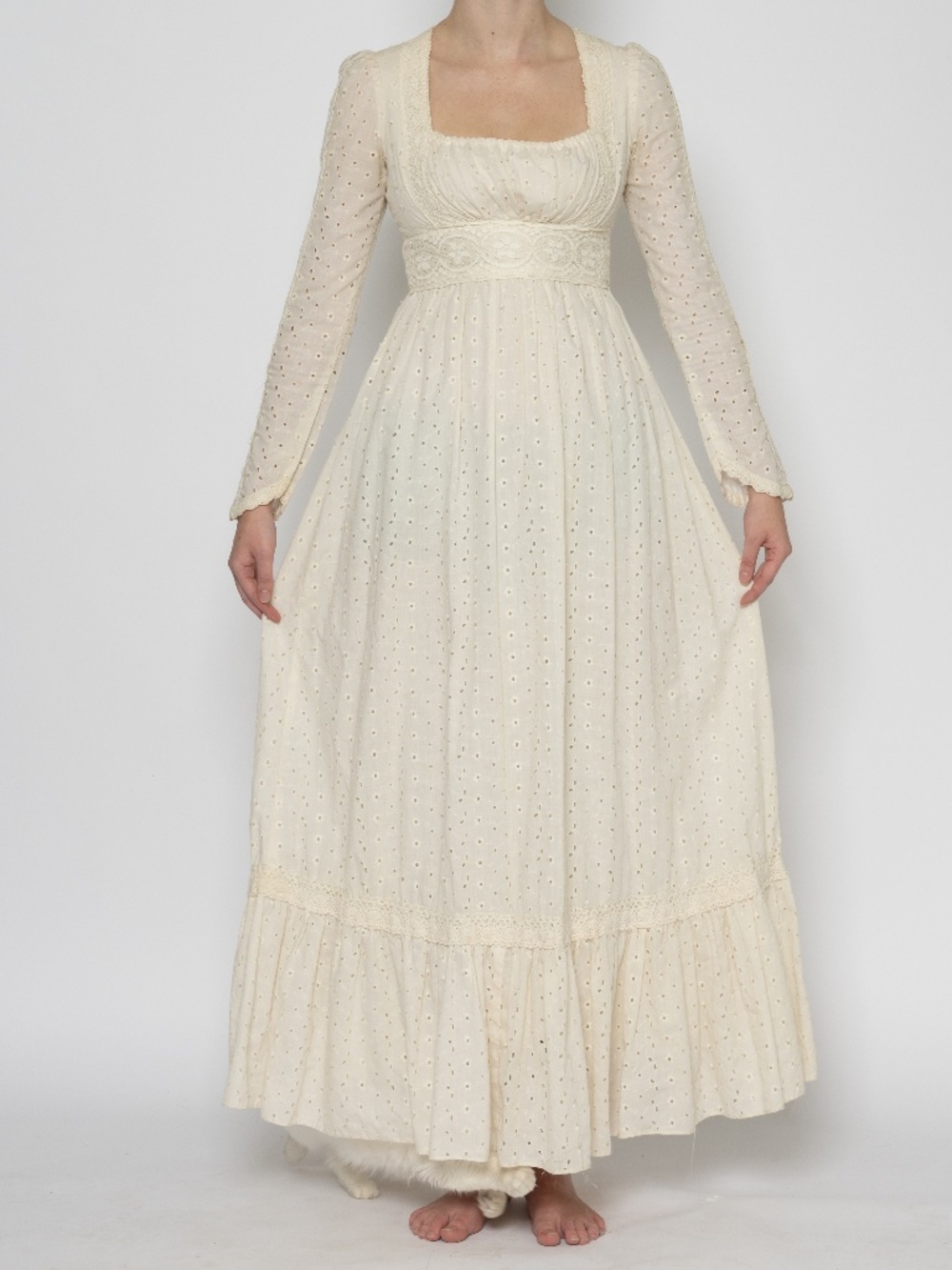Vintage 1970s Gunne sax dress cream prairie style crochet lace size XS